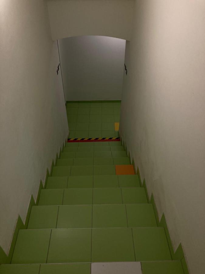 Capsule Hostel Zizkov Tower Prague Exterior photo