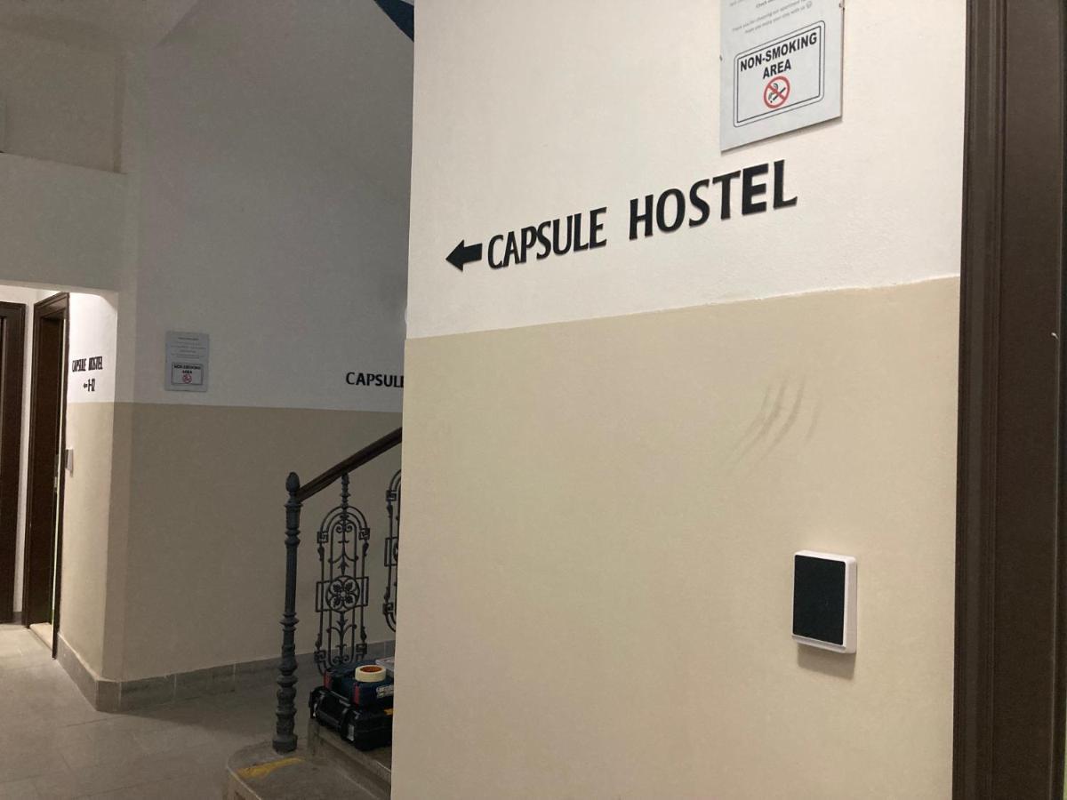 Capsule Hostel Zizkov Tower Prague Exterior photo