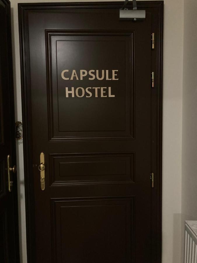 Capsule Hostel Zizkov Tower Prague Exterior photo