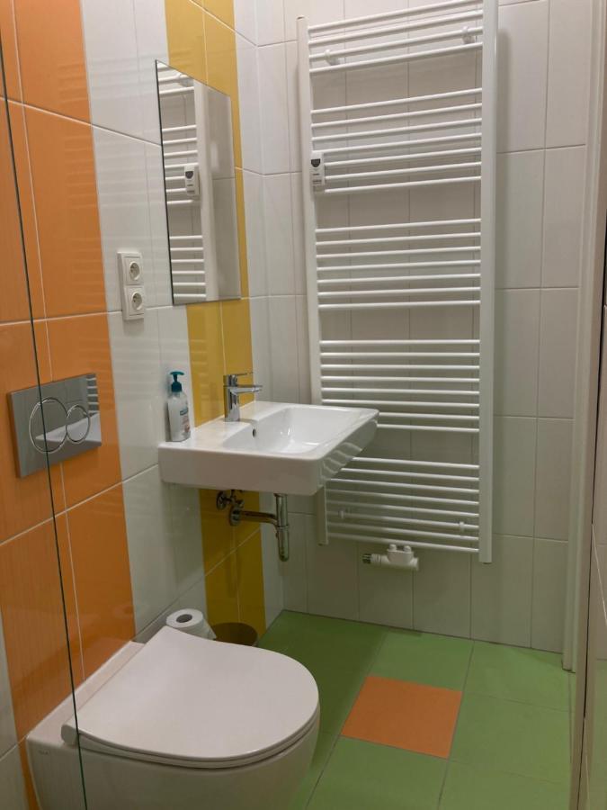 Capsule Hostel Zizkov Tower Prague Exterior photo